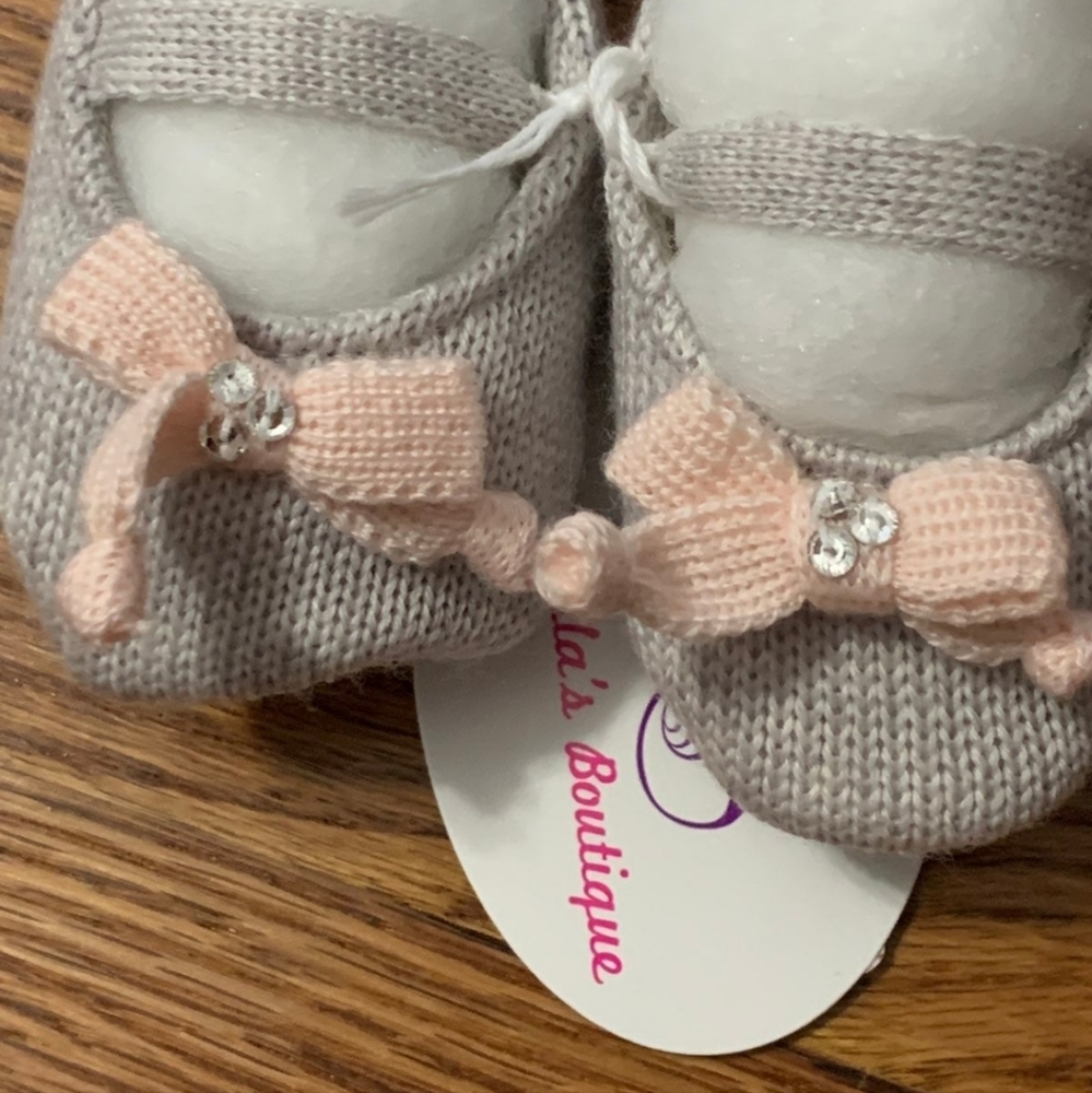 Bimbalo Hat and booties